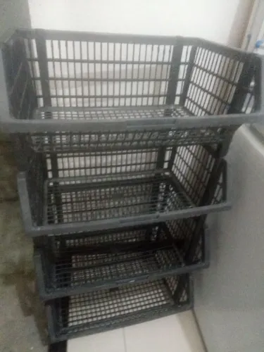 Estante expositora de plástico