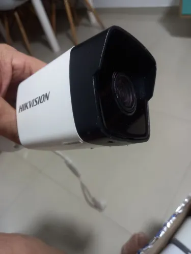 CAMERA IP HIKVISION 