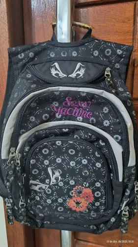 Mochila preta adulto