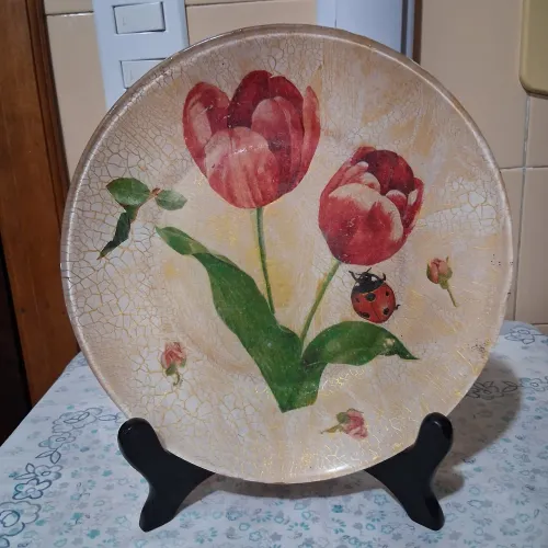Prato raso floral,  decorativo, perfeito 