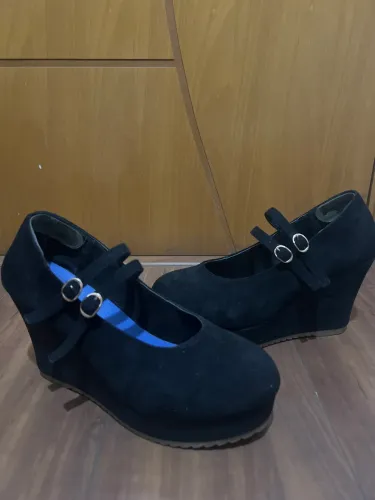 Sapato boneca anabela