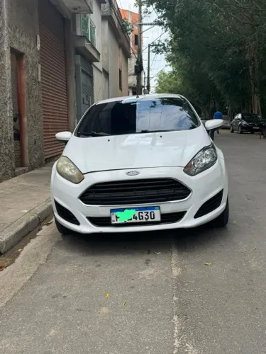 Ford Fiesta 1.5 16V Flex Mec. 5P 2015