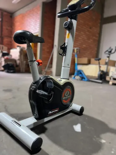 Bicicleta Vertical Movement MV-300