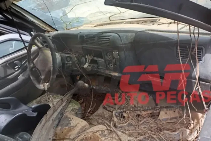 TEMOS PEÇAS PARA ESSA SUCATA! GM S10  2.8 ANO 2003