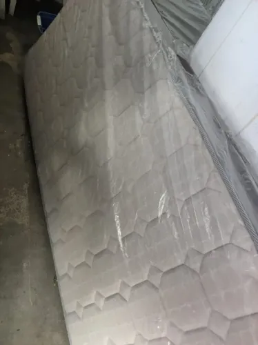 Colchão solteiro + base