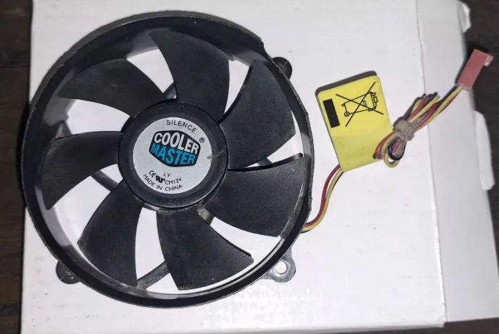 Cooler silencioso para computador de mesa 