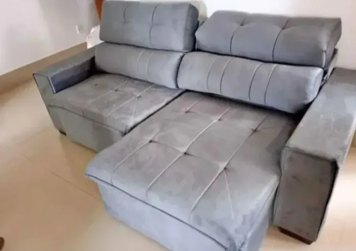 Sofá retrátil e reclinável 
