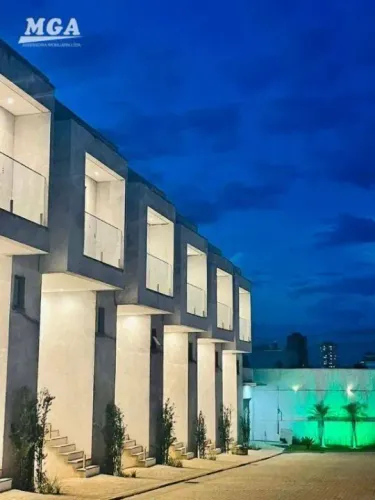 Sobrado com 2 dormitórios à venda, 112 m² por R$ 490.000,00 - Jardim Três Fronteiras - Foz