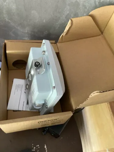 Roteador Ruckus T300 Series