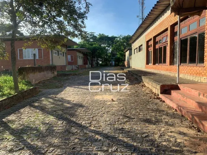 Área comercial com 170 quartos, antiga pousada em Rio das Ostras