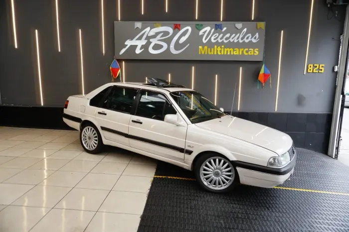 Volkswagen Santana Glsi / GLS 1.8/ 2.0 (álcool) 1992