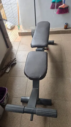 Banco de musculação regulável 