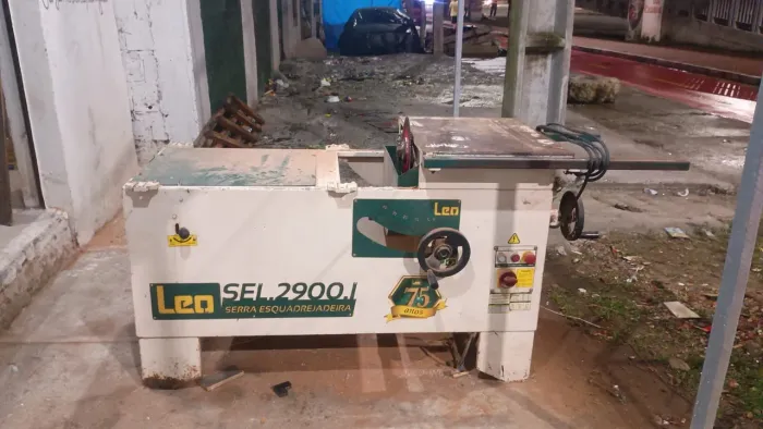 Esquadrejadeira SEL2900i LEO 3cv Monofásico Leo