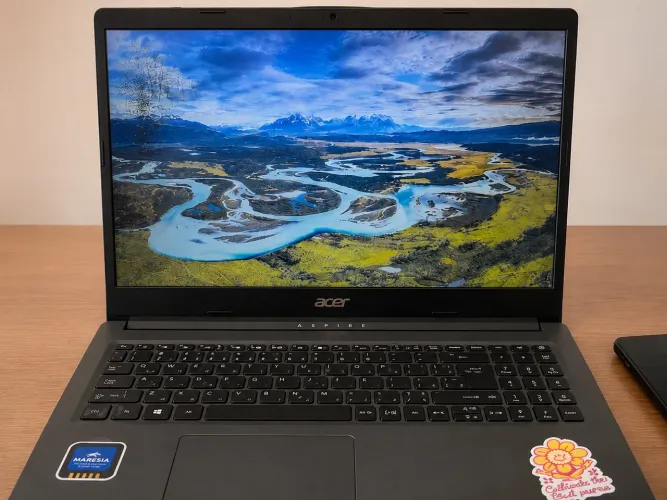 Vendo notebook Acer Aspire A315-34 em bom estado de conservação.