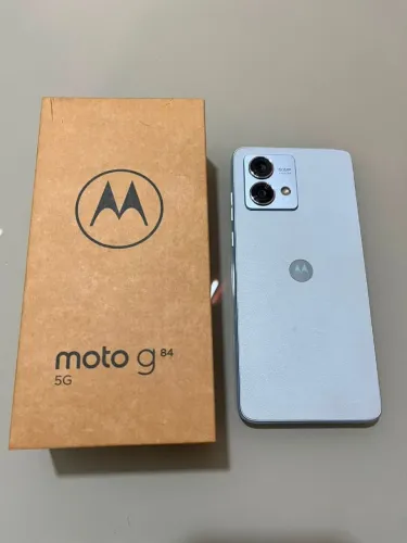 Moto G84 5G de 256GB e 8GB Ram Estado de Novo