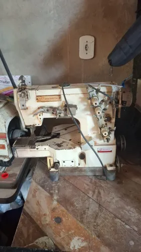 Maquina galoneira industrial para conserto