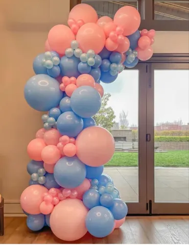 Decoração com Balões para eventos, aniversário, lojas, fachadas e presentes.