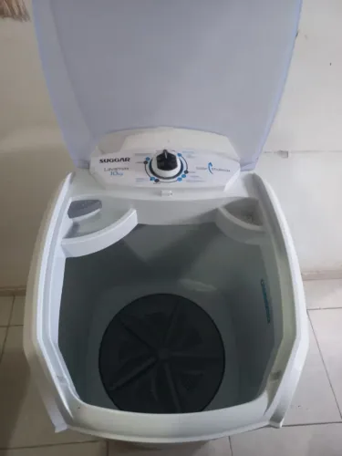 Tanquinho de lavar roupas