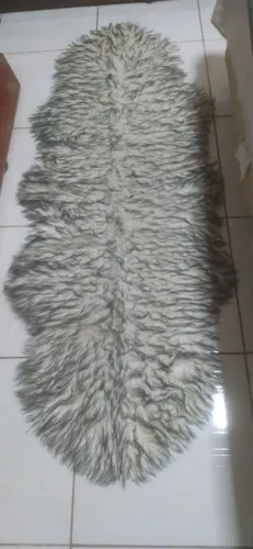 Tapete Pele de Ovelha Chamuscado