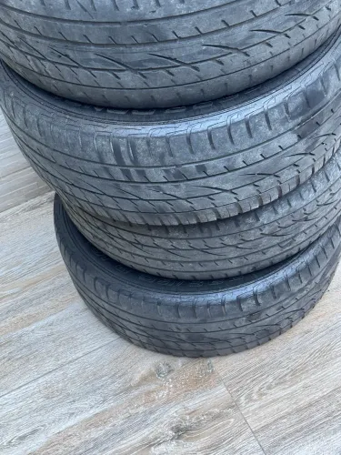 4 Pneu 235/60/16