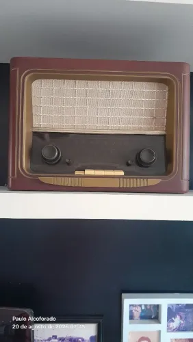 Radio retrô com CD
