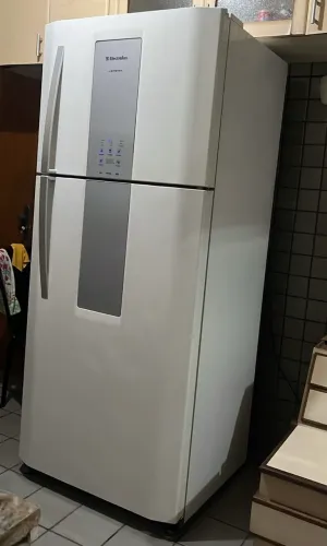 Vendo geladeira eletrolux