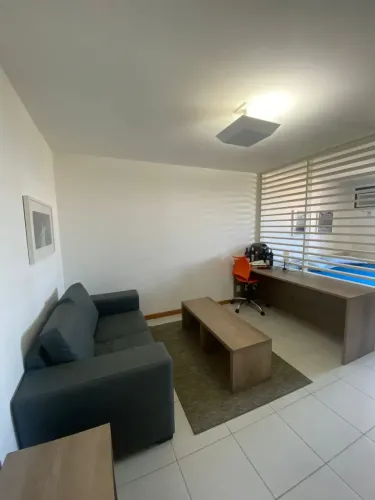 Imóvel para aluguel tem 45 metros quadrados com 1 quarto em Centro - Itaboraí - RJ