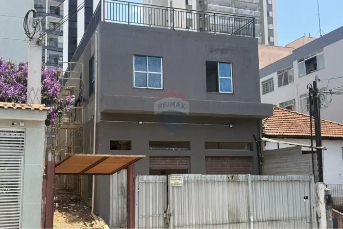Casa comercial para locação: Rua Guiratinga - Praça da árvore. 570m2 de construção nova pa
