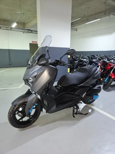XMAX 300 Connect 2027 0KM - Financio, condição 12x sem juros cartão de crédito, Consórcio