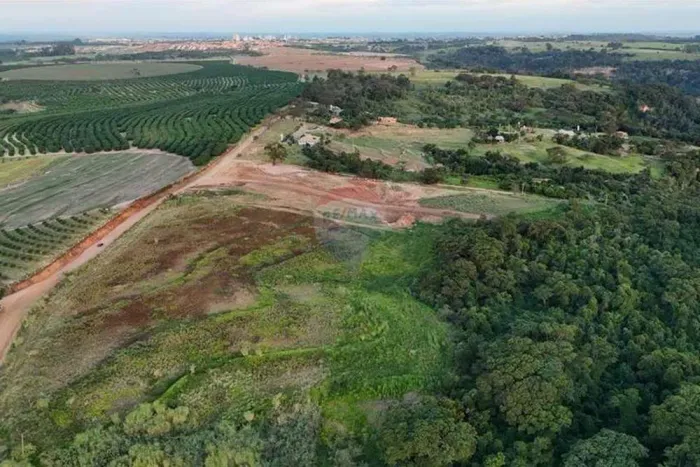 Chácara à venda de 20.200 m² em Monte Alto - SP