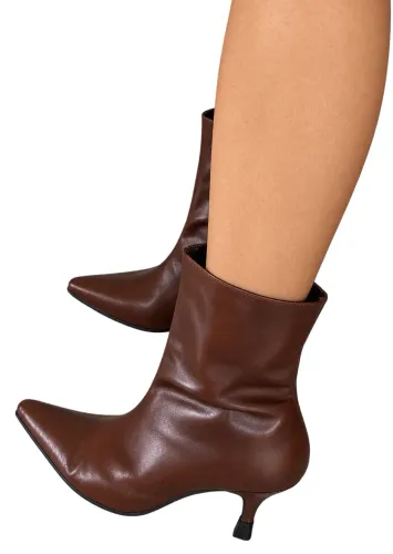 Bota de couro Raphaella Bozz - 37