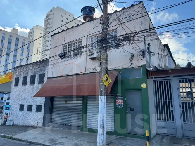 Prédio à venda na Vila Gumercindo com 140m²