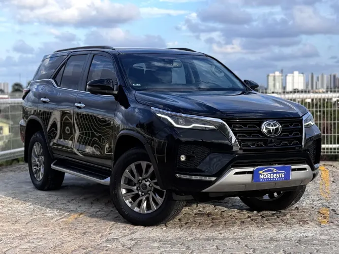 Hilux SW4 SRX 4X4 2.8 TDI Dies. Aut. 2022