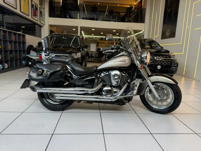 Kawasaki VULCAN 900 CLASSIC LT