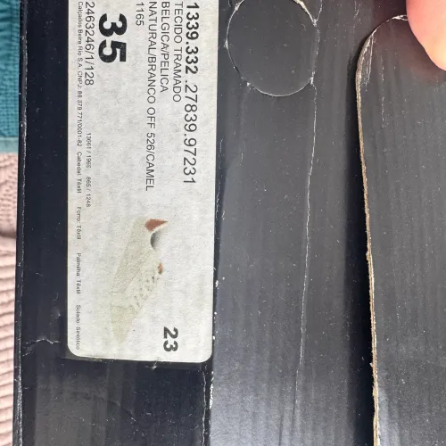 Tênis 35