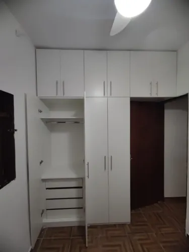 Guarda roupas Modulados com Portas- Closet - Faça seu orçamento
