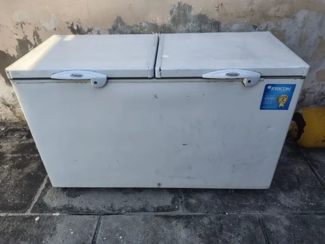 Freezer horizontal fricon 550 litros dupla função 