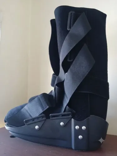 Bota Imobilizadora Ortopédica Robofoot (Cano Alto) - Nova