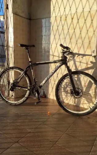 Bicicleta BIKE ABSOLUTE NERO ARO 26