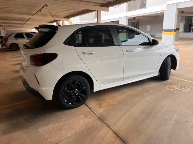 Chevrolet Onix RS 1.0 TB 12V Flex Aut. 4P 2021