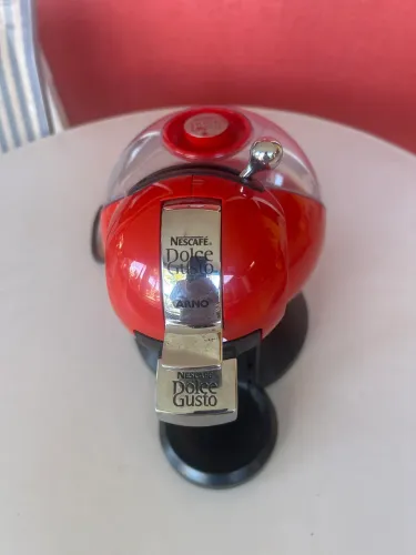 CAFETEIRA DOLCE GUSTO DA NESTLÉ
