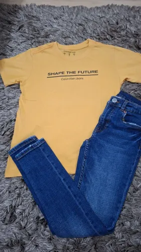 Roupas infantil. 