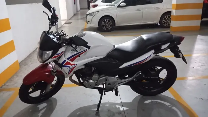 Vendo ou troco em moto menos potente