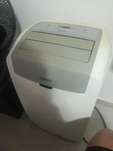 Vendo ar condicionado portátil consul 20.000 btus voltagem 127v, valor 12000 reais 