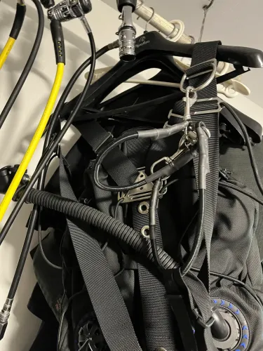 Mergulho sidemount 