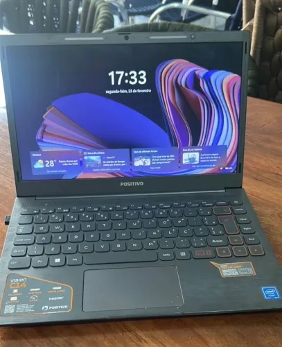 Notebook Intel Celeron - Ideal para Estudos e Trabalho