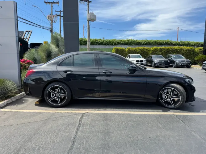 Mercedes-Benz C-300 Sport 2.0 16V Aut. 2018