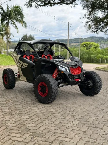 UTV Can-Am Maverick X3 X RS Turbo RR, ano 2021