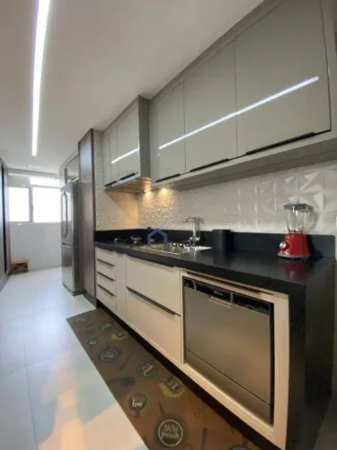 Apartamento com 4 dormitórios à venda, 115 m² no Jardim Aquarius - SJC