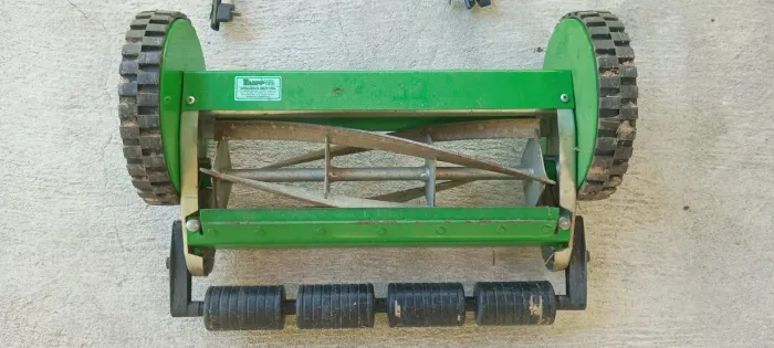 Cortador de Grama Trapp 2001 Manual